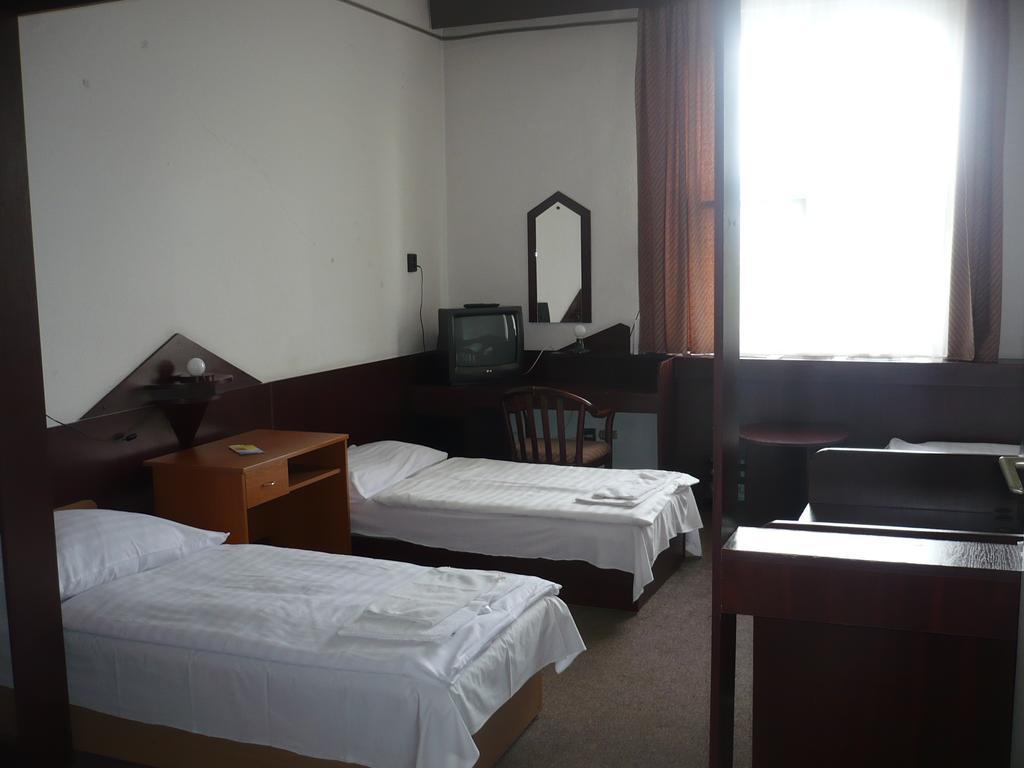 Hotel Ventura บูดาเปสต์ ภายนอก รูปภาพ